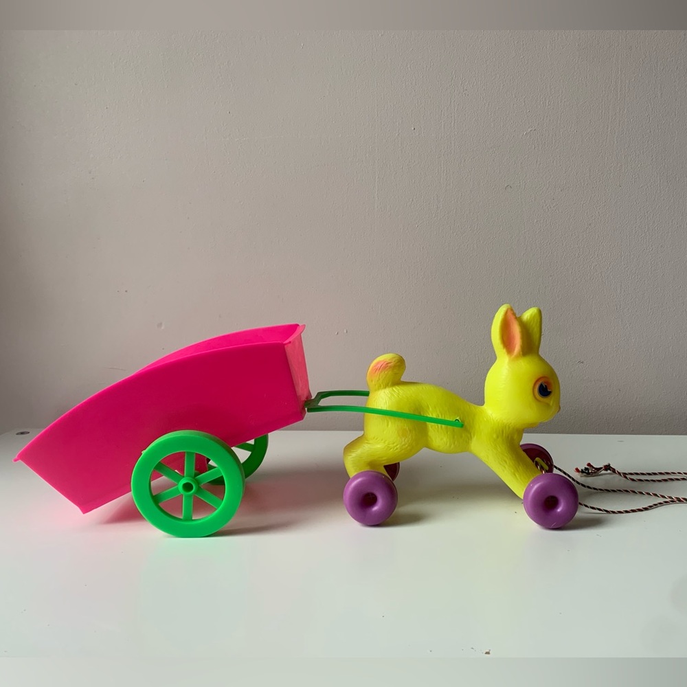 Vintage Empire Blow Mold Easter Bunny Wagon 1960’s